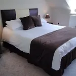 - With Free Car Parking Onsite 3* Windermere