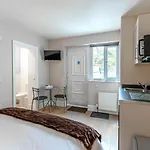 - With Free Car Parking Onsite Gasthuis 3*