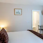 - With Free Car Parking Onsite 3*