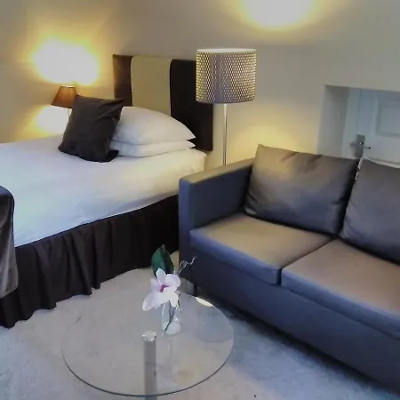 Windermere Studio Rooms - With Free Car Parking Onsite Windermere