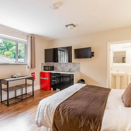 Windermere Studio Rooms - With Free Car Parking Onsite Windermere