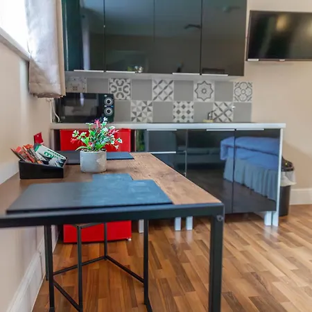 Guest house - With Free Car Parking Onsite Windermere