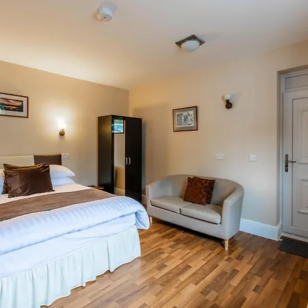 - With Free Car Parking Onsite Guest house Windermere