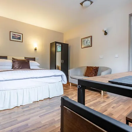 Windermere Studio Rooms - With Free Car Parking Onsite Windermere