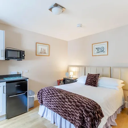 - With Free Car Parking Onsite Guest house